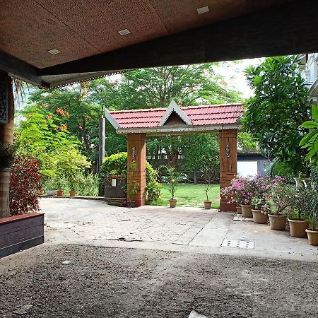 Mystica Resort 罗纳瓦拉 外观 照片