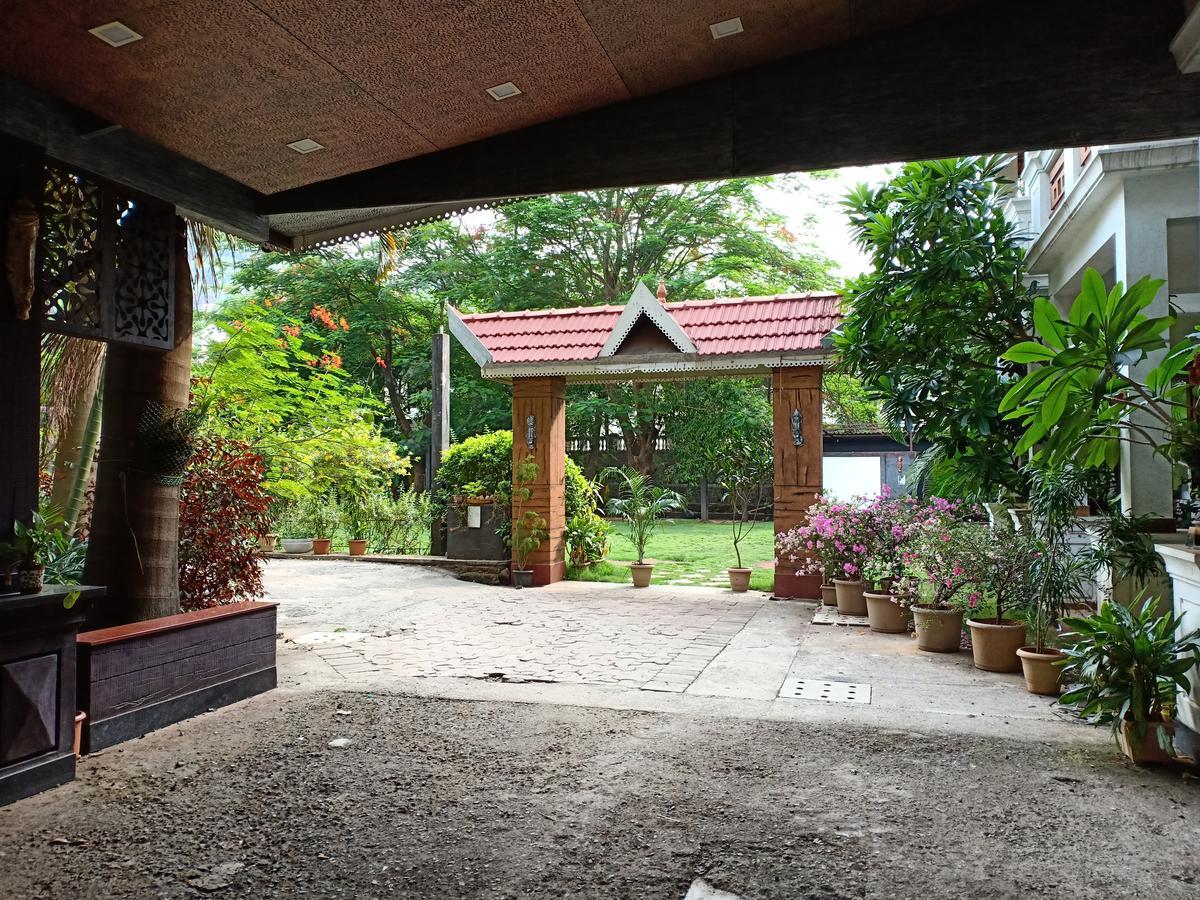 Mystica Resort 罗纳瓦拉 外观 照片