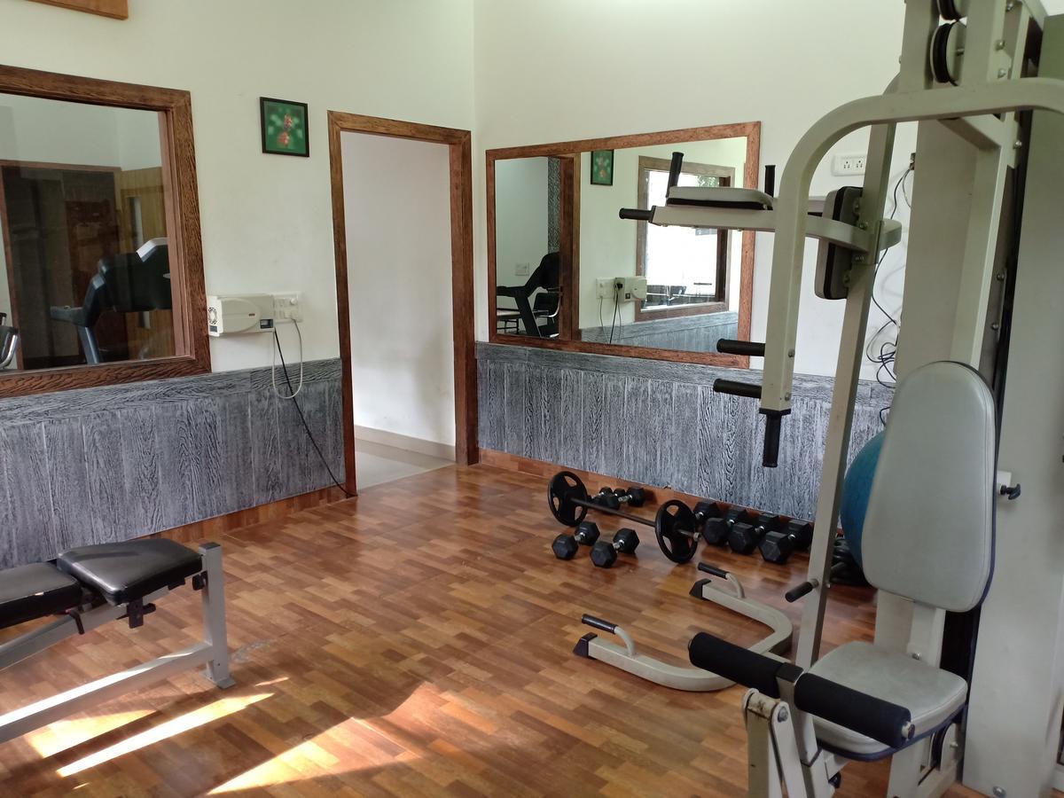 Mystica Resort 罗纳瓦拉 外观 照片