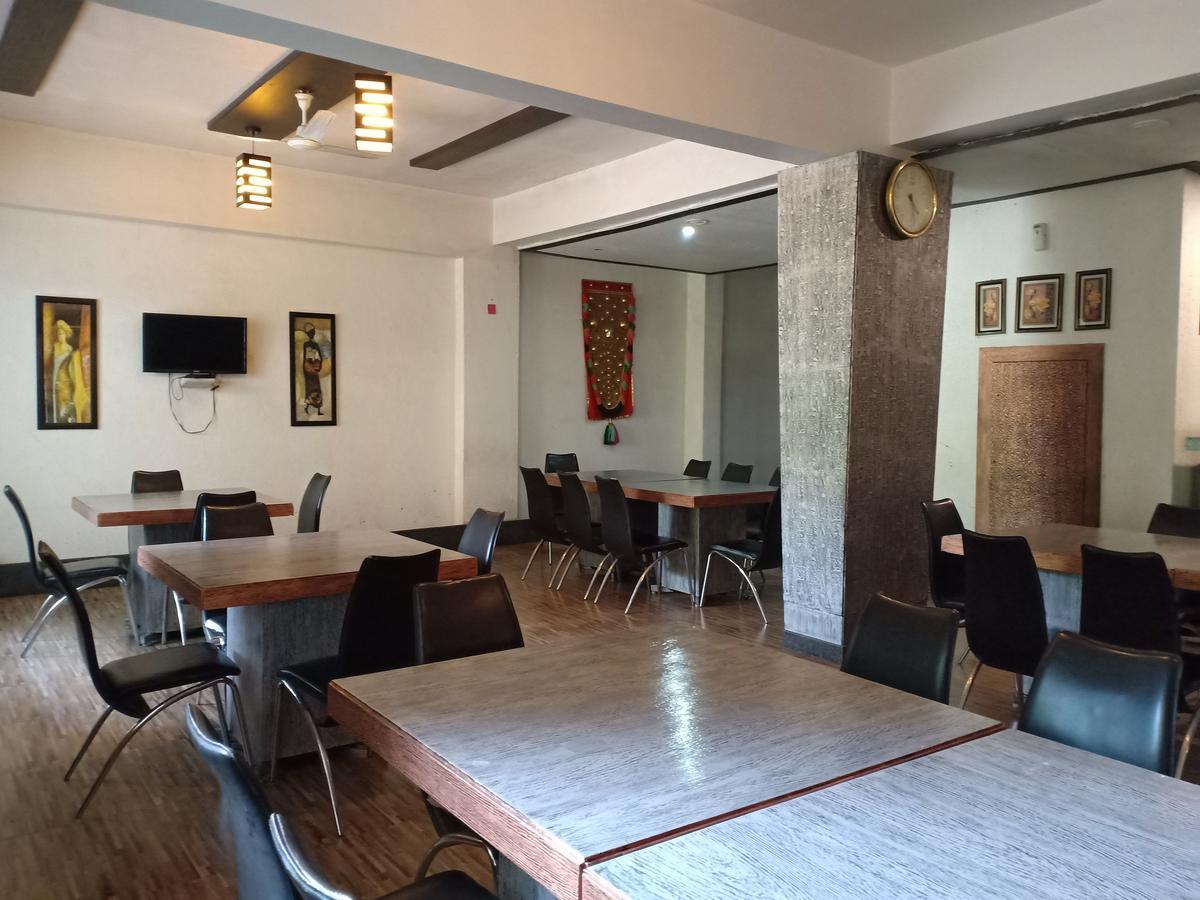 Mystica Resort 罗纳瓦拉 外观 照片